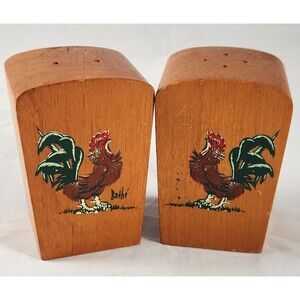 Vintage Wooden Roosters Salt & Pepper Shaker Set w/Cork Stoppers 3x2 Mid Century